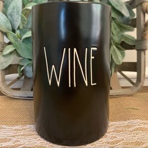 WINE chiller Rae Dunn